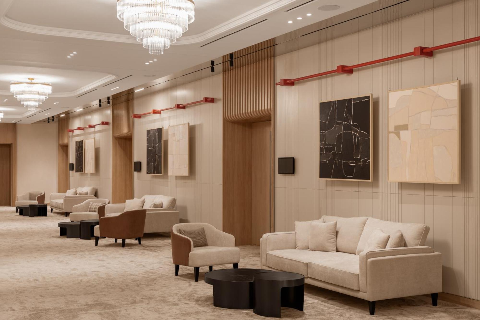 Holiday Inn Almaty By Ihg Exterior photo